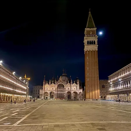 La Petite Dogaressa アパート